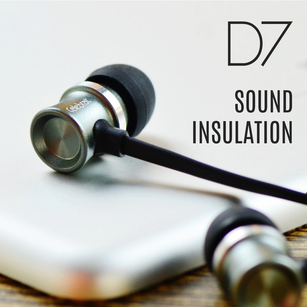 Celebrat D7 Wired Earphones 3.5mm In‑Ear HiFi Headphones with Mic – Deep Bass Wired Headset for Mobile Phones
