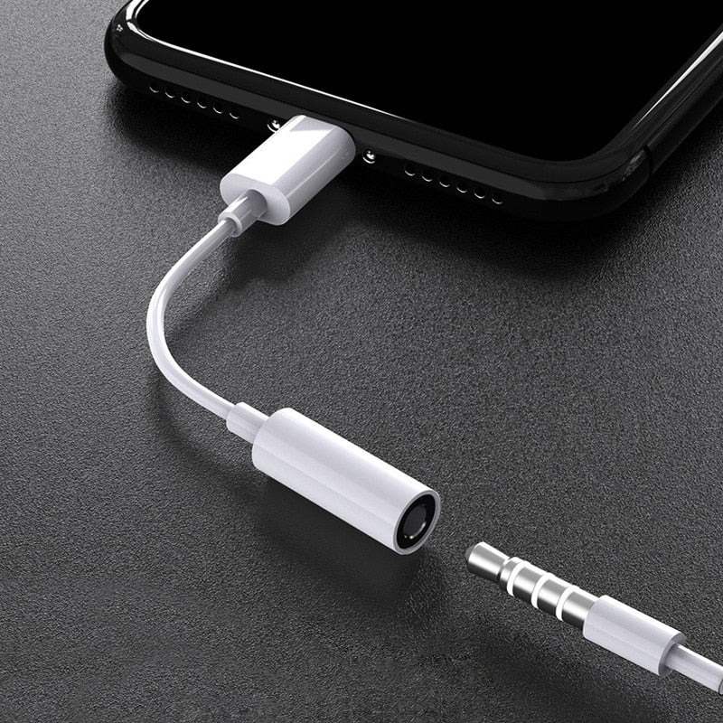 Lightning to 3.5mm AUX Adapter for iPhone 13 12 11 Pro Max XR X to Headphone Jack Converter